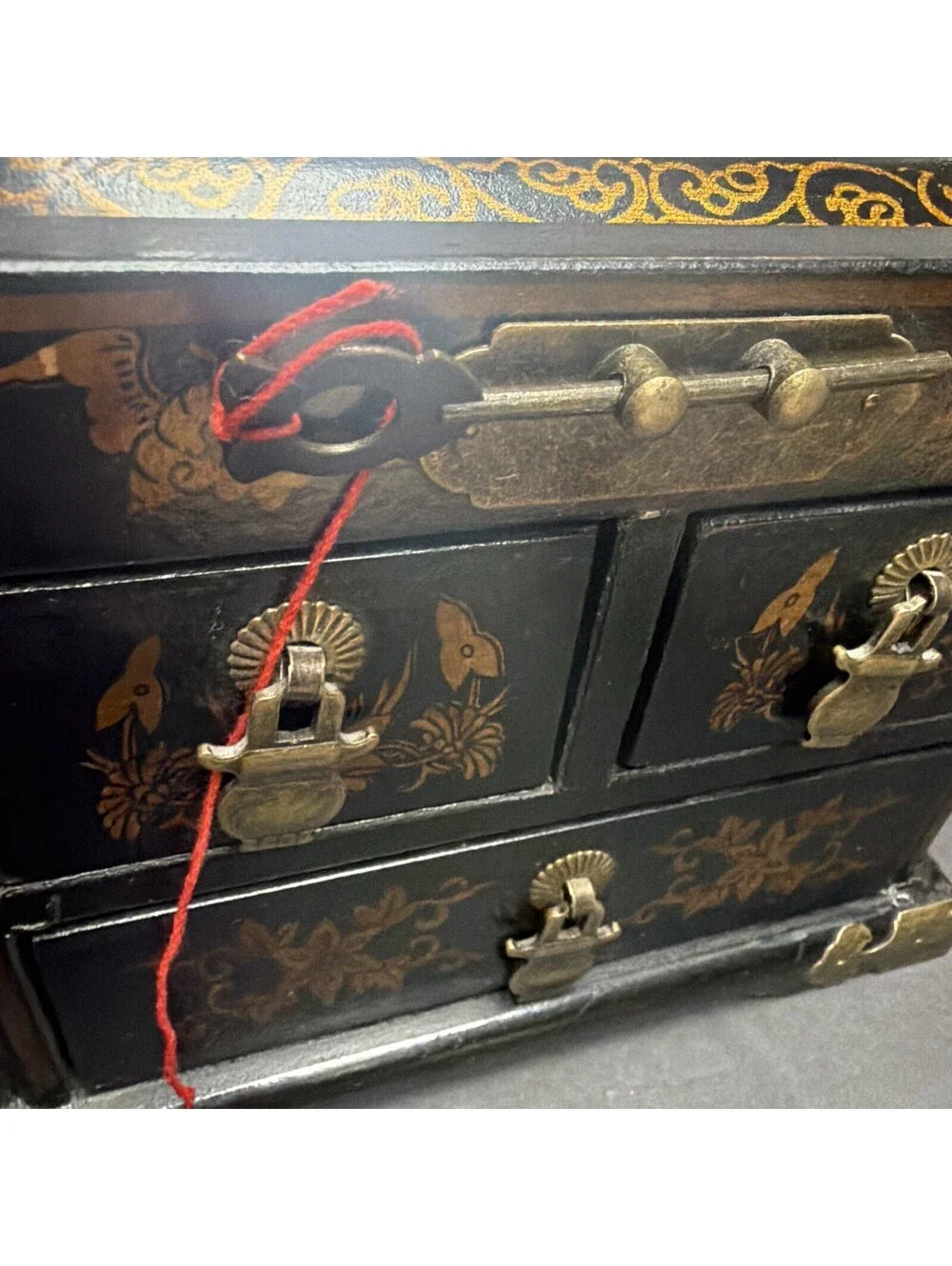 Pier 1 2011 Chinese Jewelry Chest Box Mirror Drawers Black Lacquer Dragons “key”